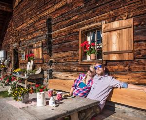 Gemuetliche Rast auf der Lackenalm