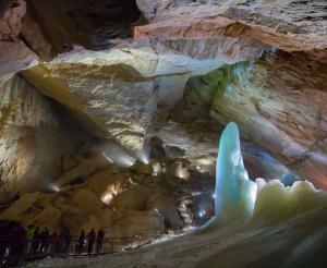 Giant Ice Cave Dachstein Krippenstein Image 1