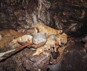 Werkzeug und Utensilien eines Bergmannes