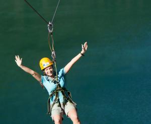 Seilrutsche ueber den See