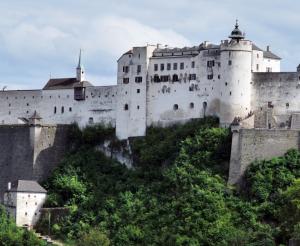 Nachaufnahme der Festung vom Kapitelplatz