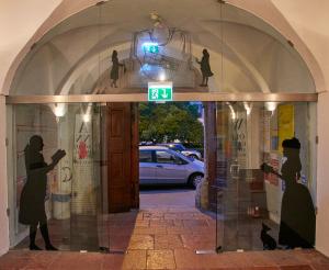 Eingangsbereich Mozart Wohnhaus am Makart Platz