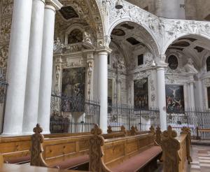 Im Inneren der Franziskanerkirche