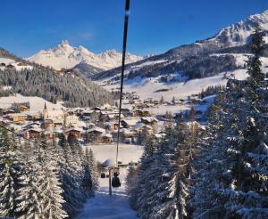 Gondelbahn auf den Rossbrand Bergbahnen Filzmoos Winter