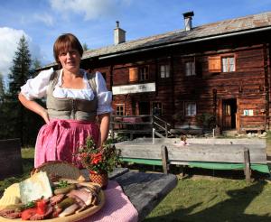 Die Sennerin der Filzmoosalm