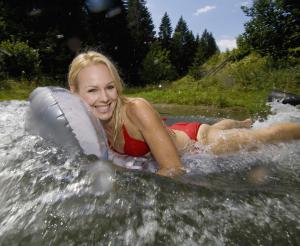 Enjoyable bathing in Lake Reiteck