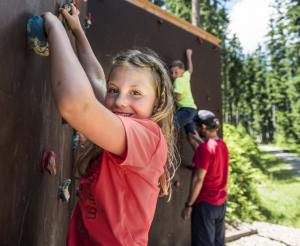 Viele Stationen zum Spielen