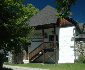 building deanery museum front view in summer