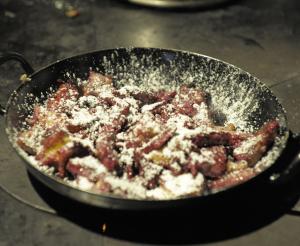 Die Halseralm ist bekannt fuer einen guten Kaiserschmarrn